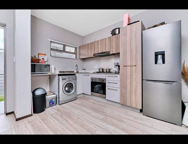 1 BEDROOM APARTMENT FOR SALE IN BROADACRES